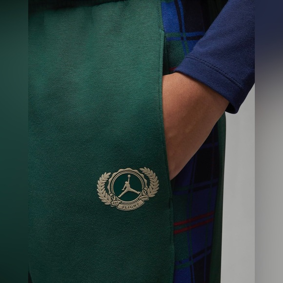 NWT Jordan Brooklyn Joggers - Picture 7 of 11